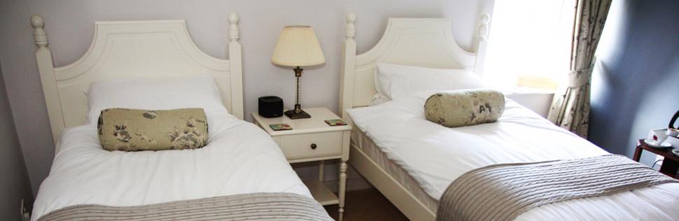 twinbed.jpg